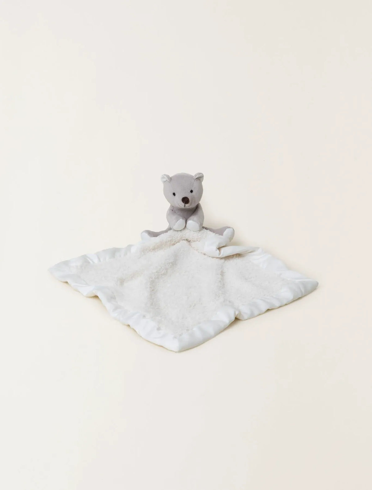 Cream / Bear