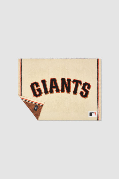 Giants Multi